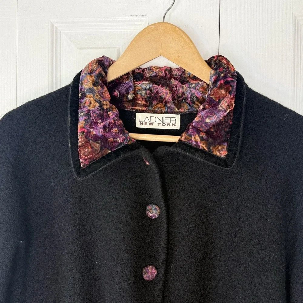 Vintage Ladier New York Artsy Black Coat with Colorful Patterned Collar Cuffs M